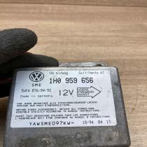 1H0959656 5WK4076 84 92  Airbag control unit/module Volkswagen Golf III