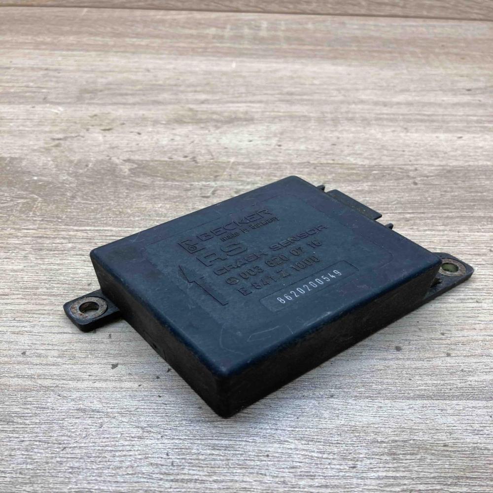 0038200710 841Z1000 Main Airbag control unit/module Mercedes-Benz E W124