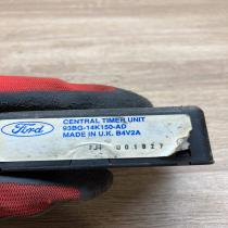 93BG 14K150 AD B4V2A  Fuse module Ford Mondeo MK I