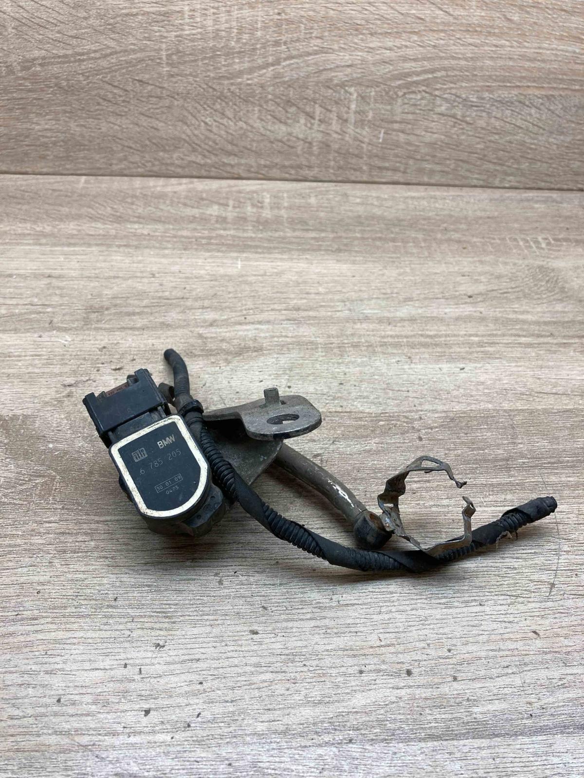 6785205   Headlight/headlamp level sensor BMW 1 E81 E87