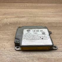 1J0909607 5WK4199 Used Airbag control unit/module Volkswagen PASSAT B5