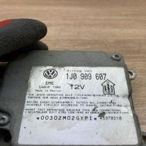 1J0909607 5WK4199 Used Airbag control unit/module Volkswagen PASSAT B5