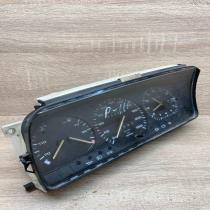 357919033A  EU Speedometer (instrument cluster) Volkswagen PASSAT B3
