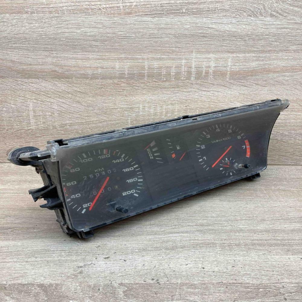 81117185 88471064 For Petrol LHD Speedometer (instrument cluster) Audi 80 90 B3