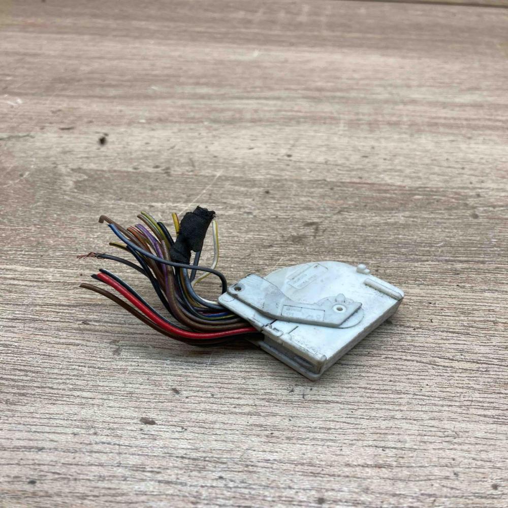 8373604 B1026 Y241  Plug wire BMW 5 E39