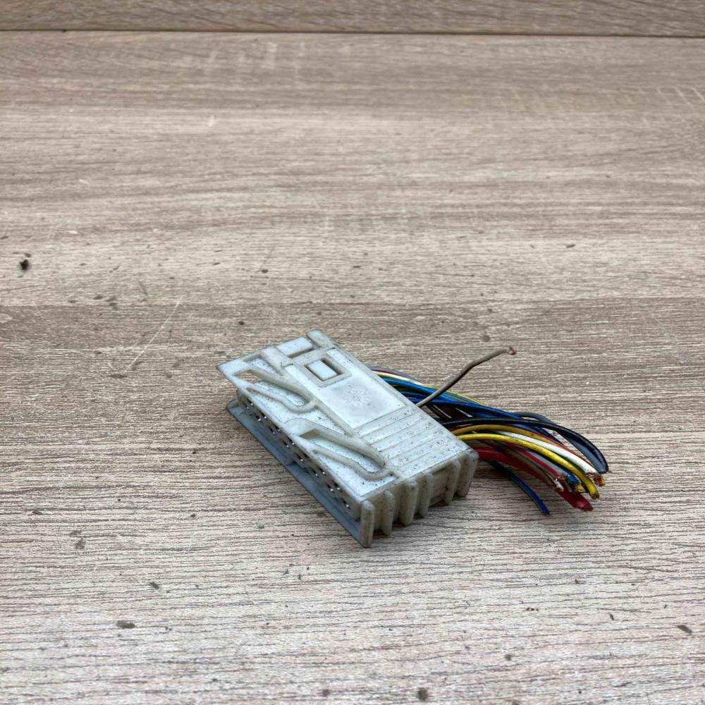 1382567 2 963558 1  Plug wire BMW 5 E60 E61