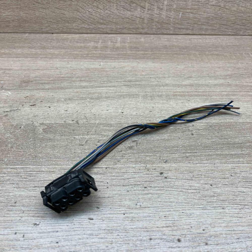1378118 1 828736 1  Plug wire BMW 3 E36