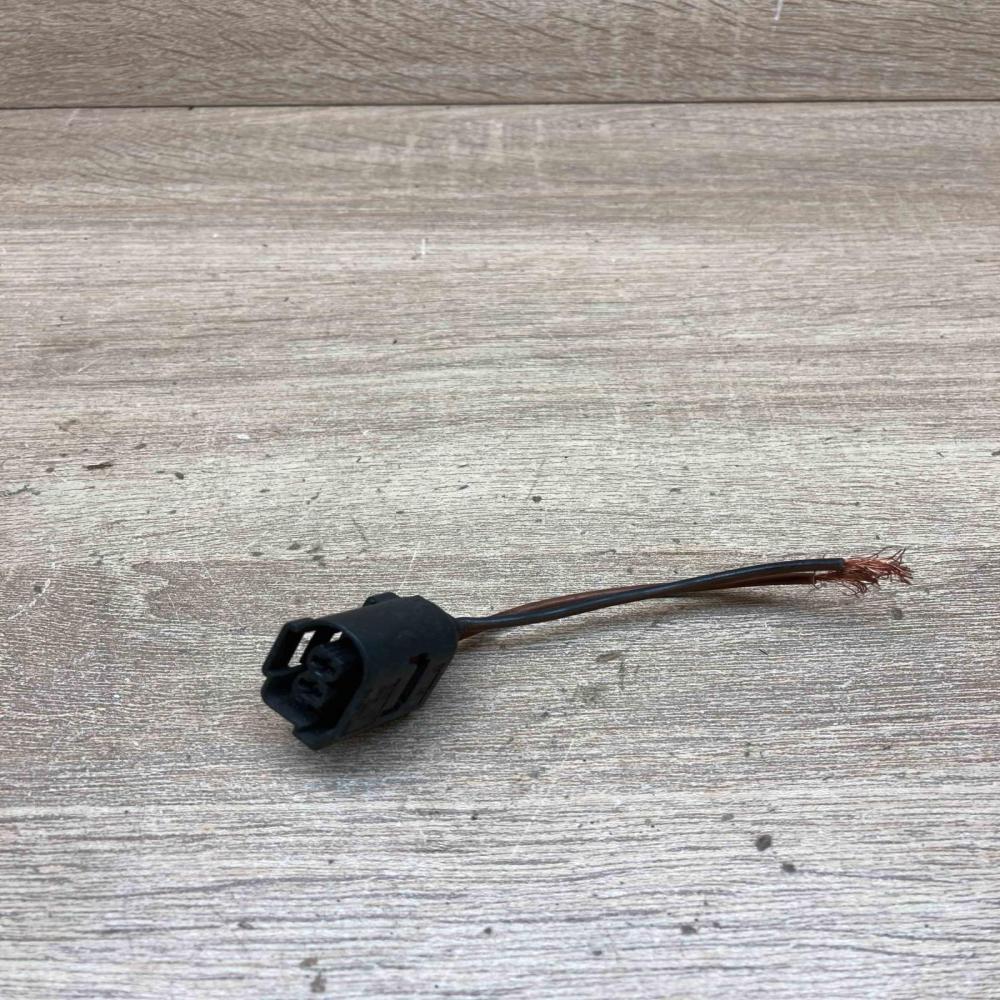 8364518 18140 14726  Plug wire BMW 7 E65 E66