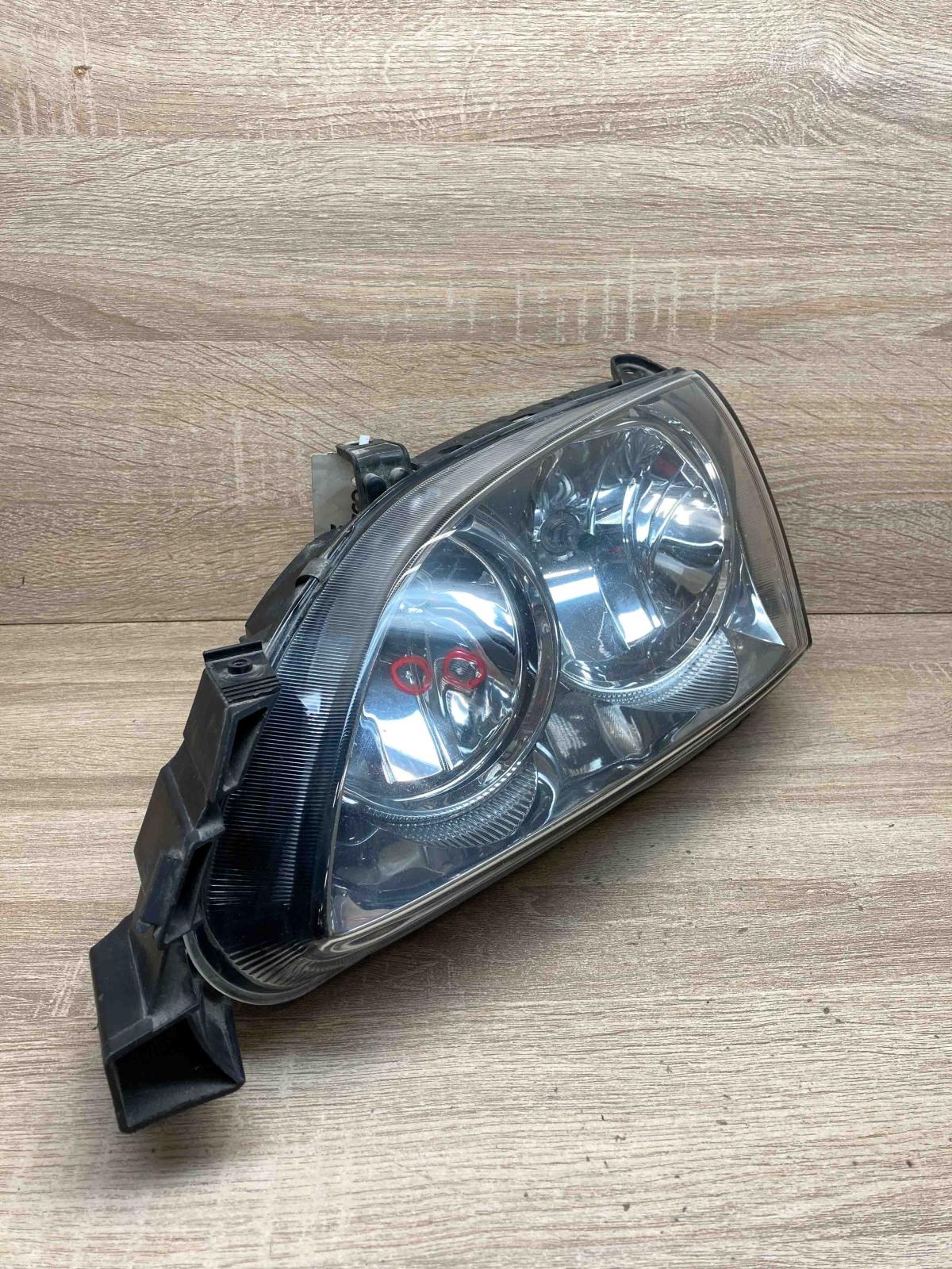 81150 05100  E3 Headlight/headlamp Toyota Avensis T250