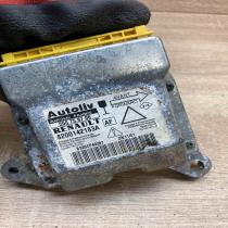8200142183A 550758700  Airbag control unit/module Renault Laguna II