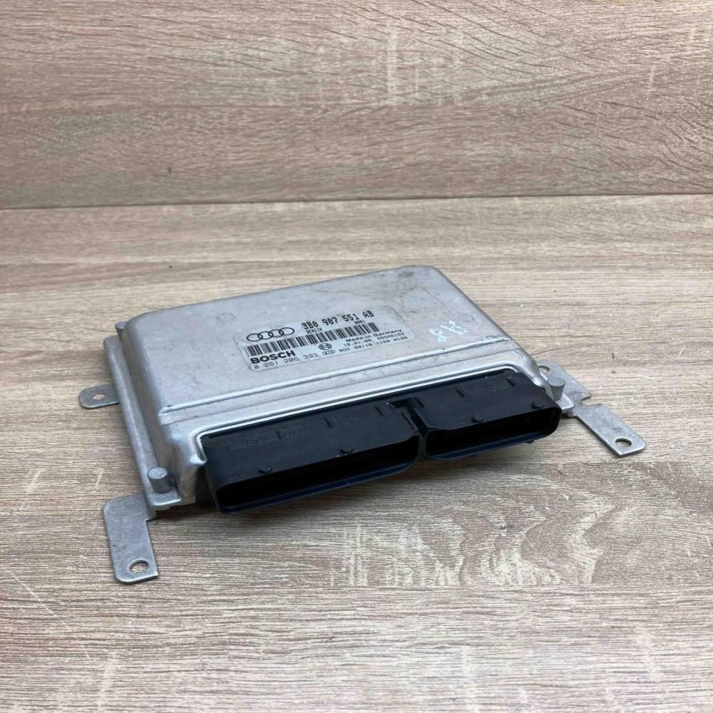 3B0907551AB 0261206393  Engine control unit/module ECU Audi A8 S8 D2 4D
