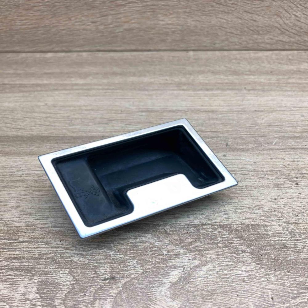 7034090 31422 0000  Car ashtray BMW 5 E60 E61