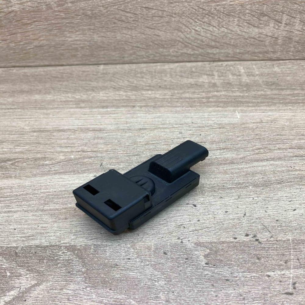 6933052 132424  Air quality sensor BMW 5 E60 E61