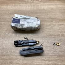 A1767800100   Sun visor clip/hook/bracket Mercedes-Benz A W176
