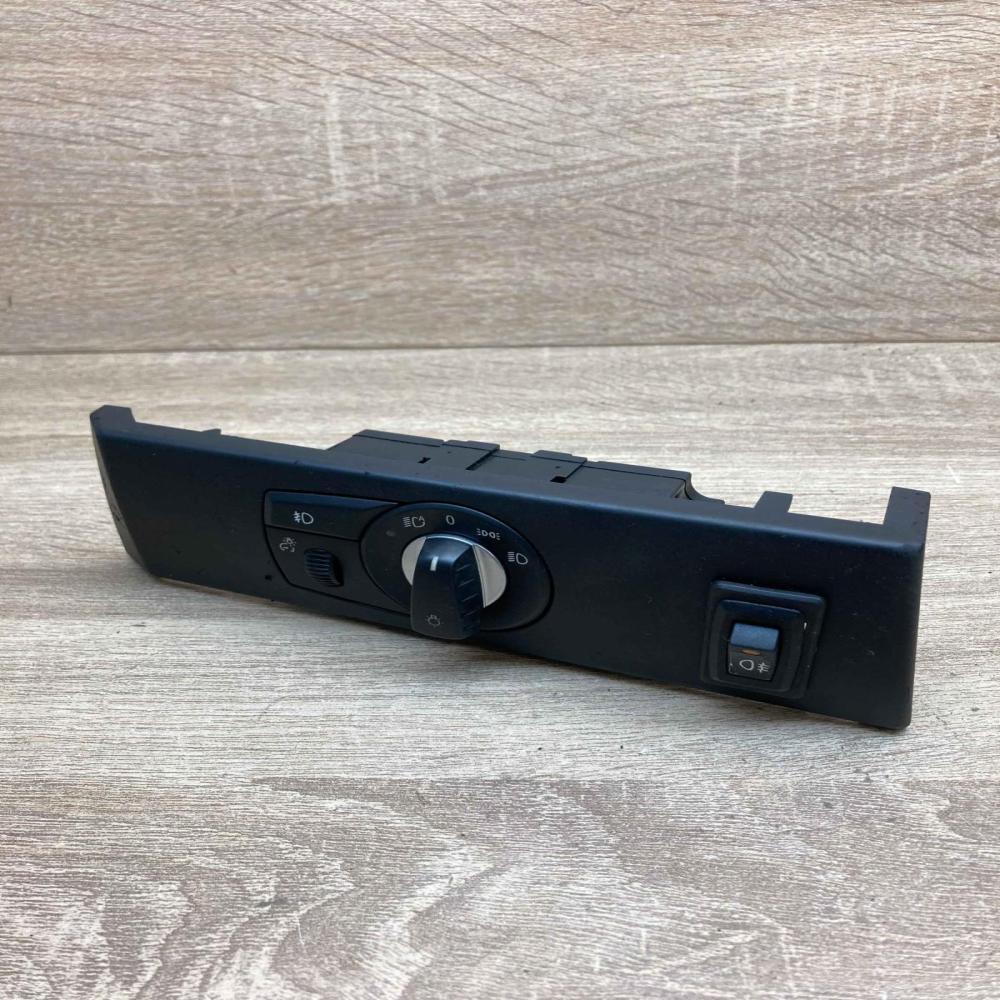 6988553   Light switch BMW 5 E60 E61