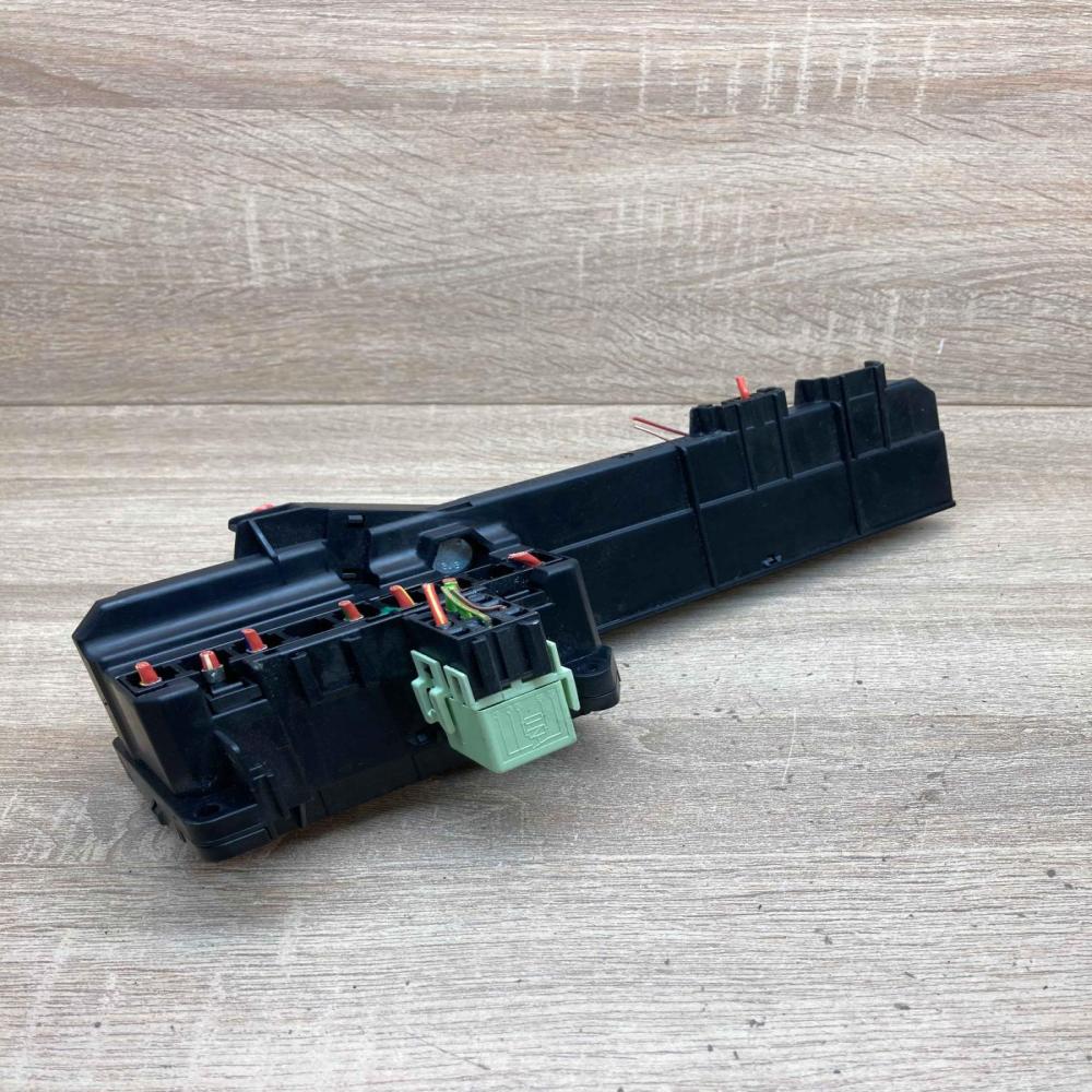 6957330 18917  Fuse module BMW 6 E63 E64