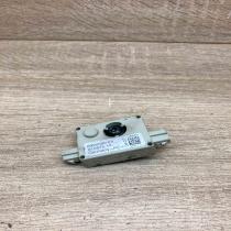 6990090 04 213675 10  Aerial antenna amplifier BMW 3 E90 E91