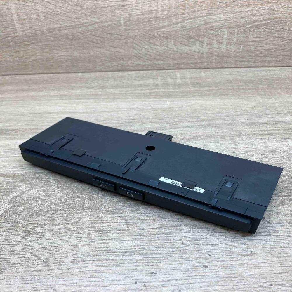 6985748 13580660  Parking (PDC) sensor switch BMW 5 E60 E61