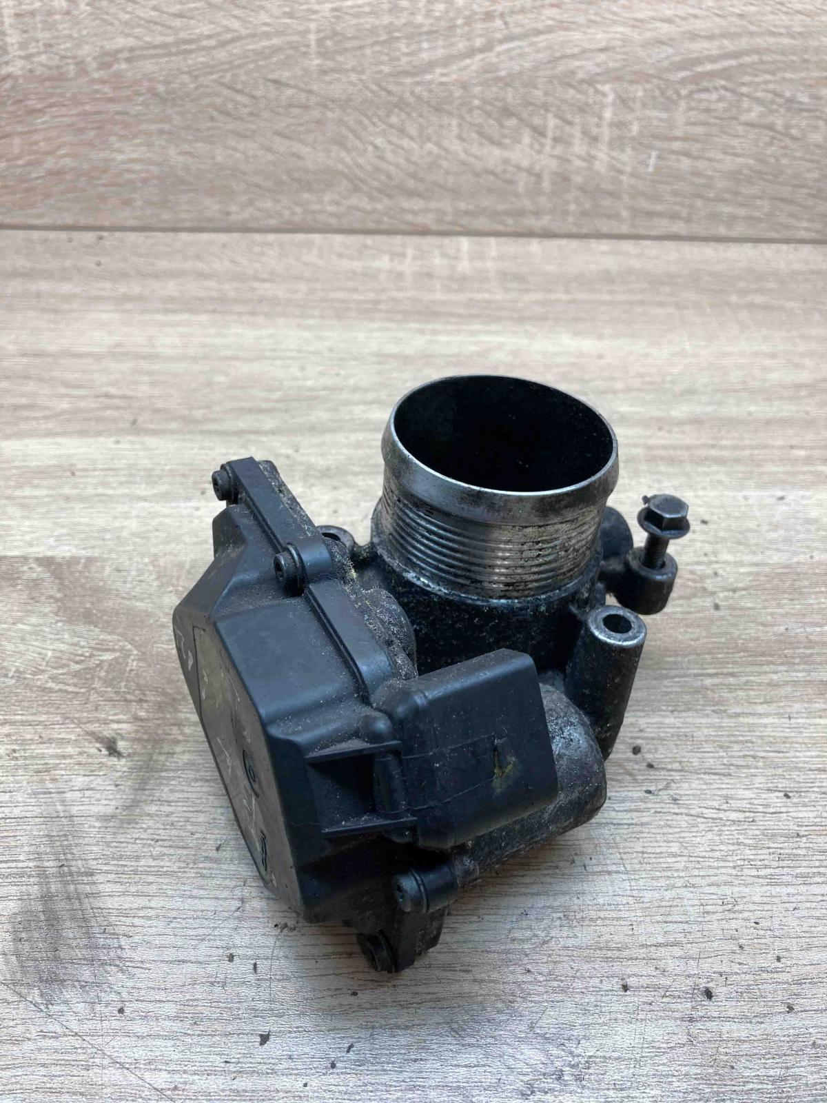 03L128063E   Throttle valve Volkswagen PASSAT B6