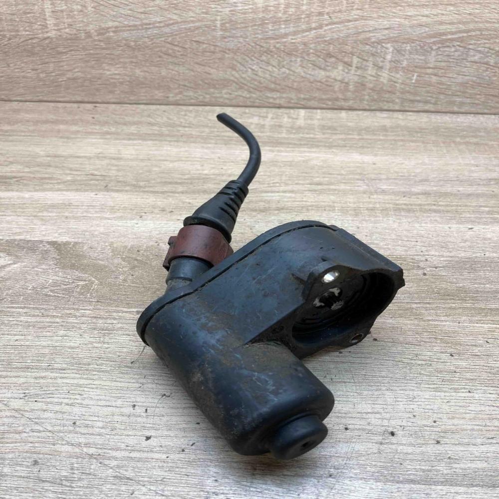 32332082F   Hand brake/parking brake motor Audi A6 S6 C6 4F