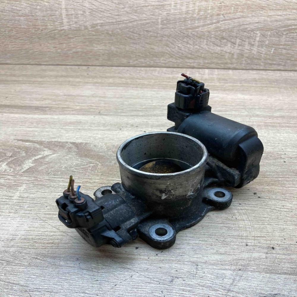 192300 2010   Throttle valve Toyota Land Cruiser (J200)