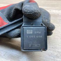1093698   Headlight/headlamp level sensor BMW X5 E53