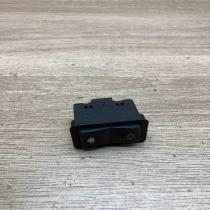 8368974   Electric window control switch BMW 7 E38