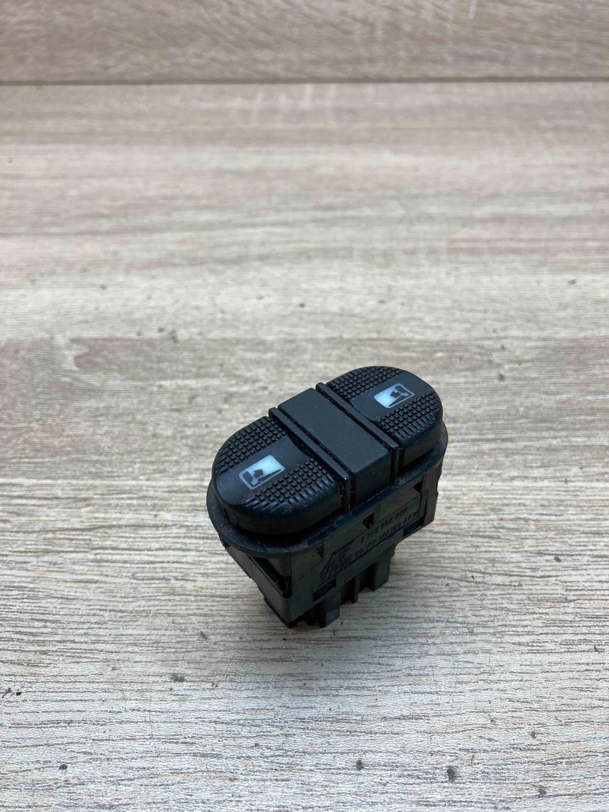 7M0959856 95VW14A157AAW  Electric window control switch Volkswagen Sharan