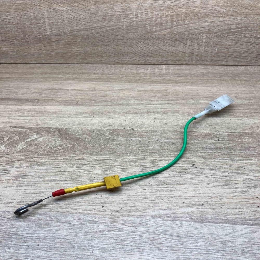 7032928   Front door cable line BMW 5 E39