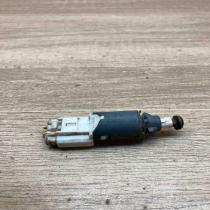 8200168238   Brake pedal sensor switch Renault Twingo II