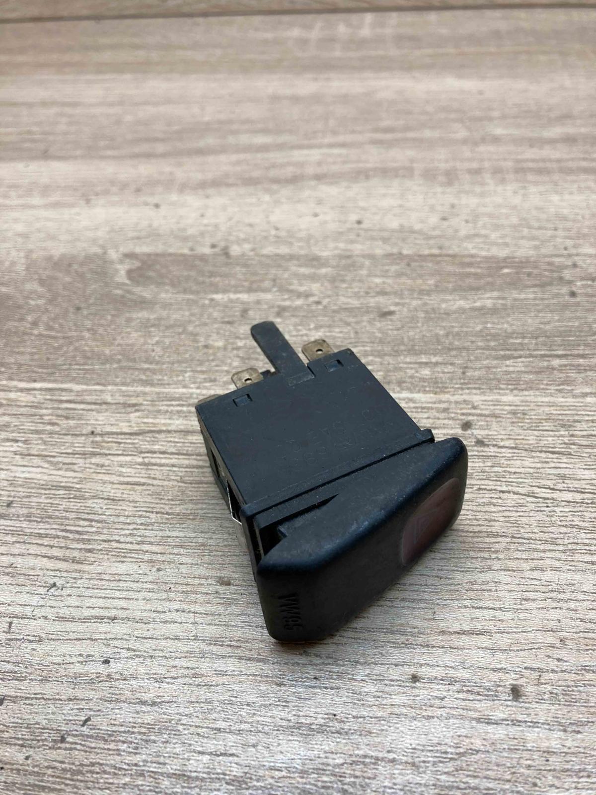 191953235   Hazard light switch Volkswagen Golf II