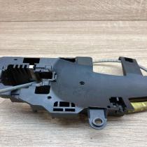 7059677   Front door exterior handle/bracket BMW 1 E81 E87