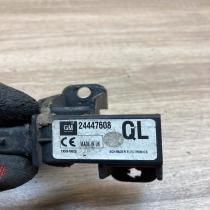 24447608 QL  Airbag deployment crash/impact sensor Opel Vectra C
