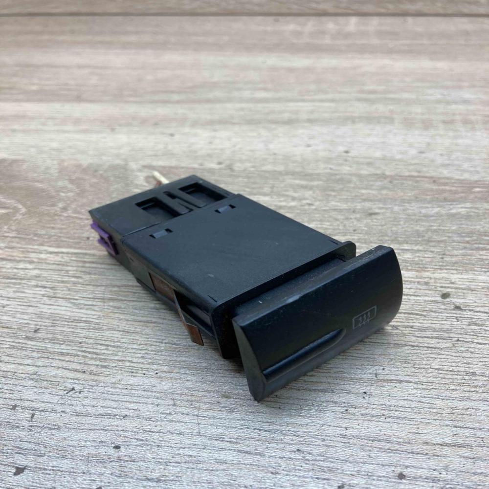 1M1919235A   Windscreen/window heater switch Seat Leon (1M)