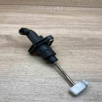 1J1721388C   Clutch master cylinder Volkswagen Golf IV