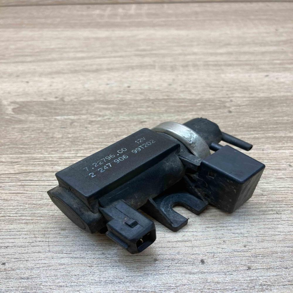 2247906   Turbo solenoid valve BMW 5 E39