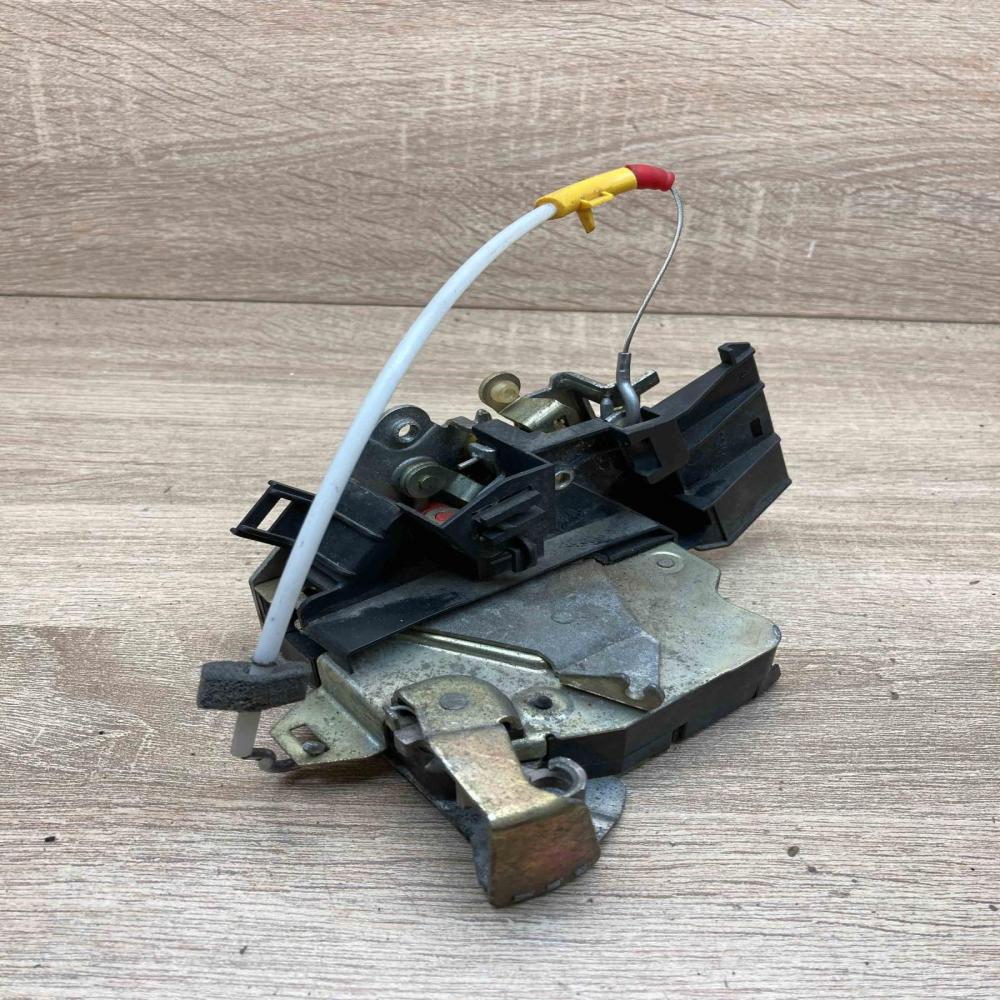 8166245   Rear door lock BMW 5 E39