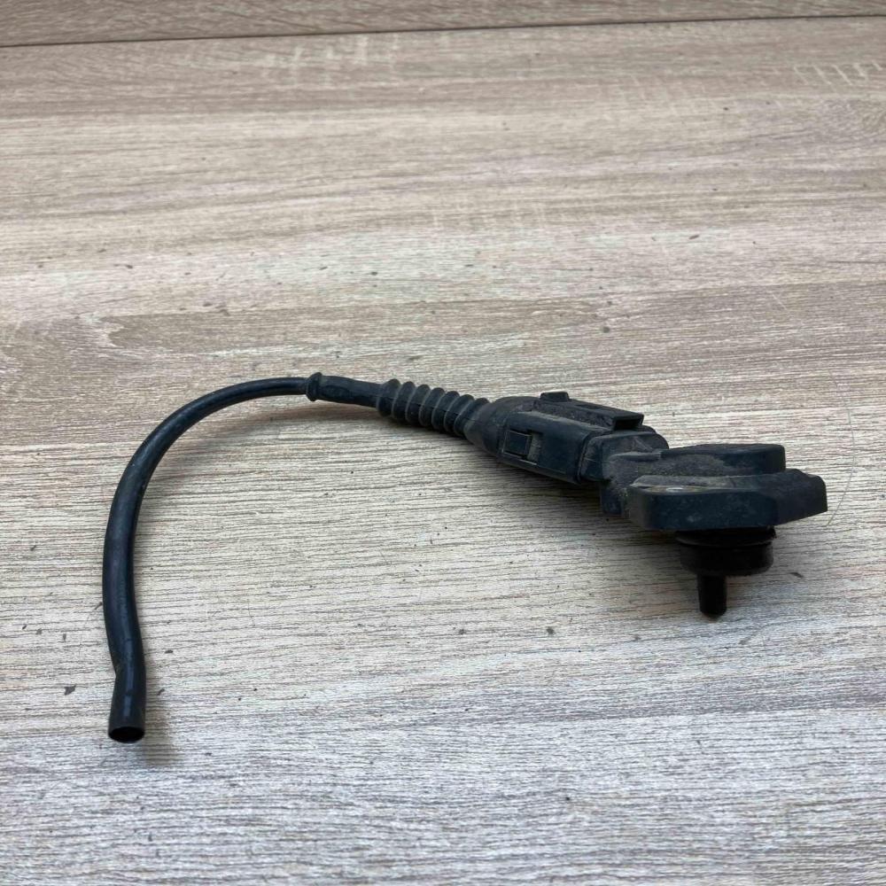 038906051 0281002177  Air pressure sensor Volkswagen Golf IV