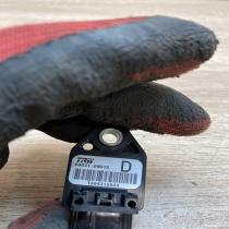 89831 0W010 D  Airbag deployment crash/impact sensor Toyota Corolla Verso AR10