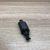 191945515B   Brake pedal sensor switch Volkswagen Transporter - Caravelle T4