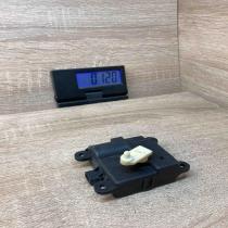 3C270 30850 031022  Air flap motor/actuator Nissan Primera