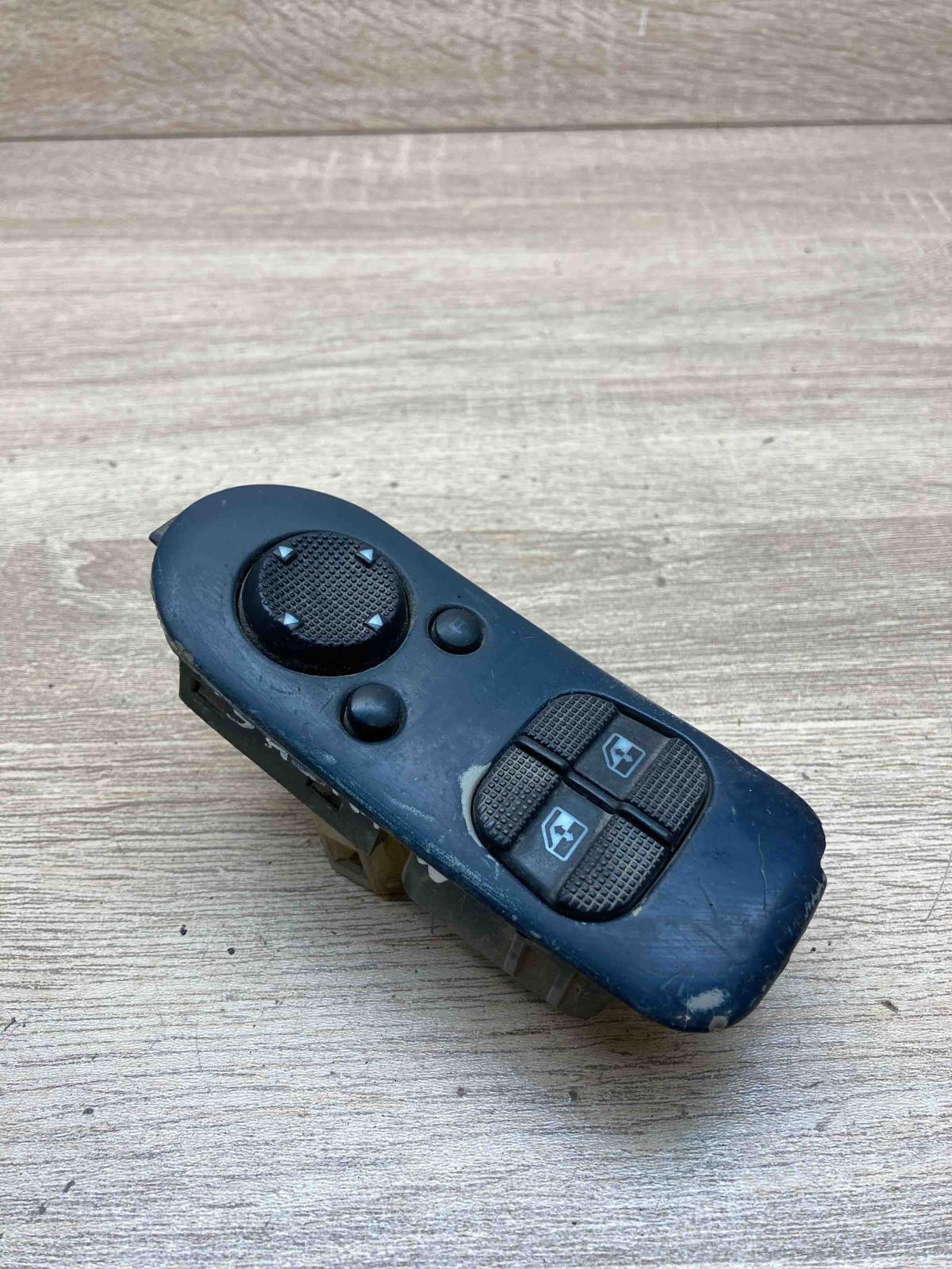 1H0959565   Wing mirror switch Volkswagen Sharan