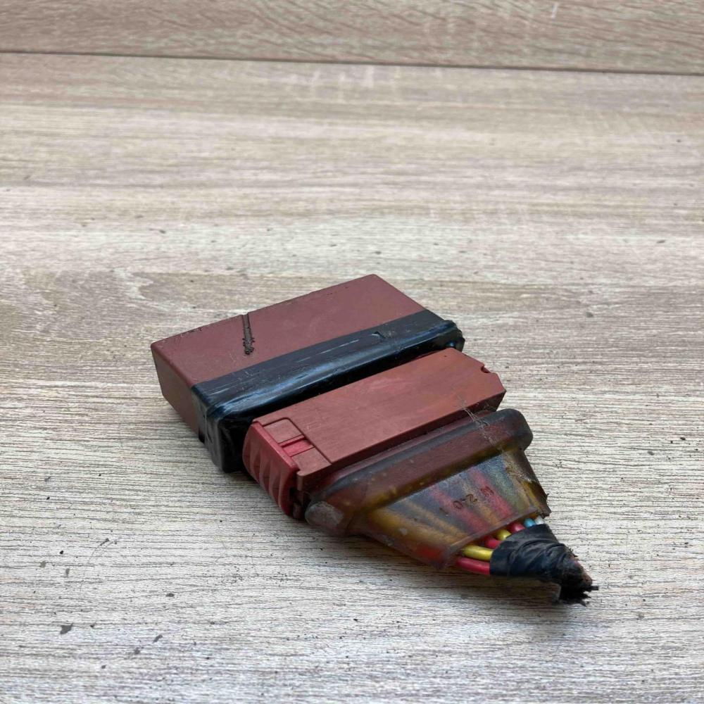 9629945980 03725  Fuel pump relay Peugeot 607