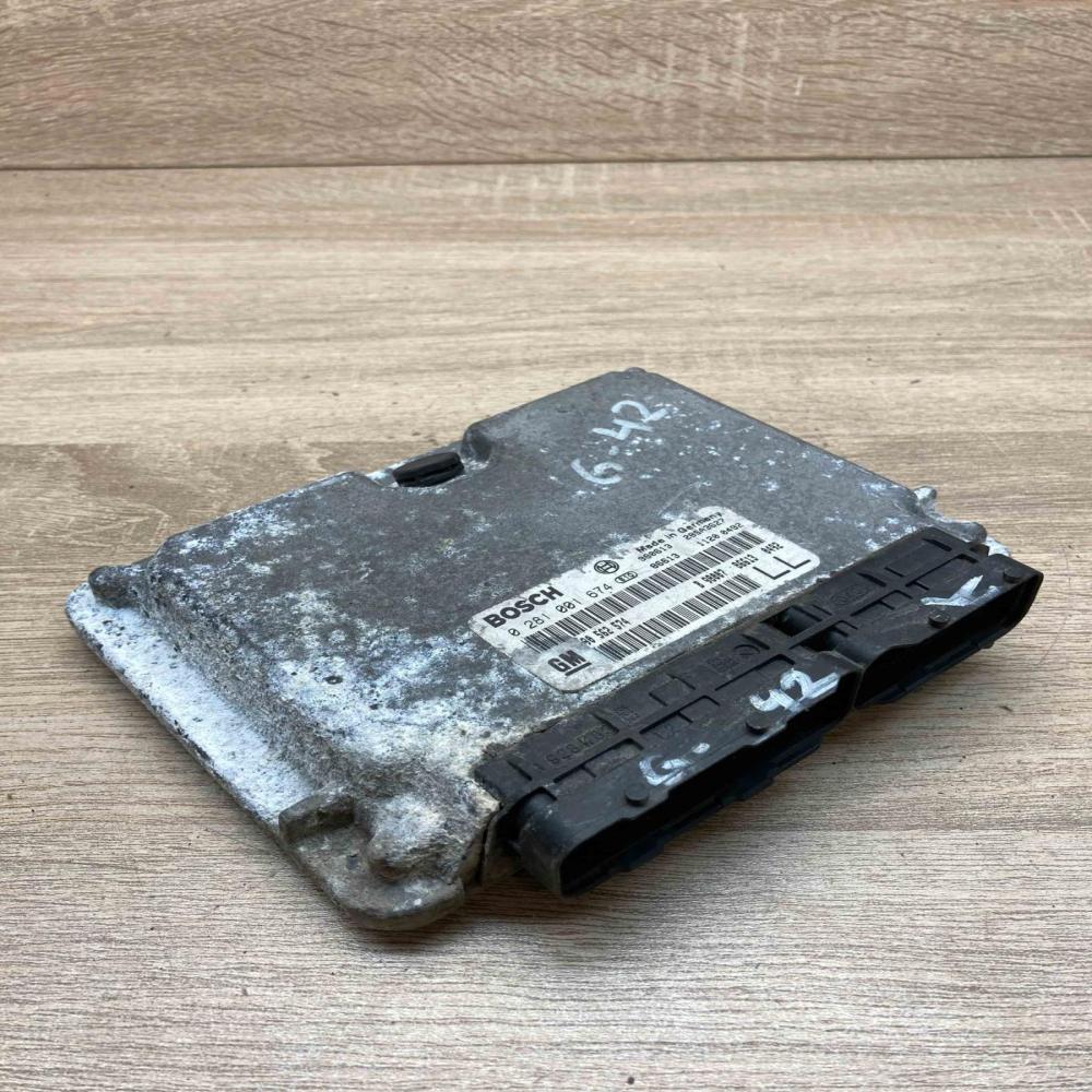90562574 0281001674 Used Engine control unit/module ECU Opel Astra H