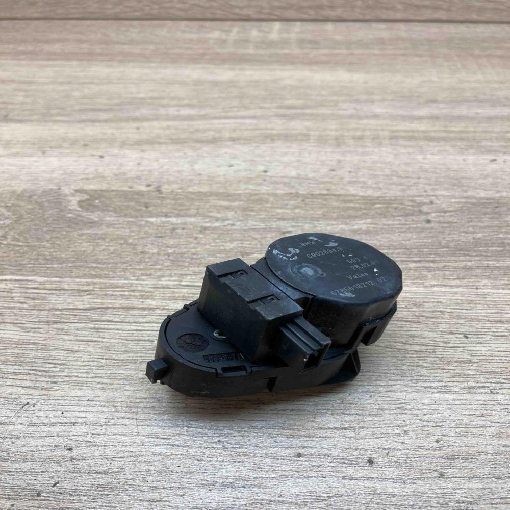 6902694   Air flap motor/actuator BMW 5 E39