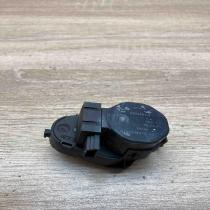 6902694   Air flap motor/actuator BMW 5 E39
