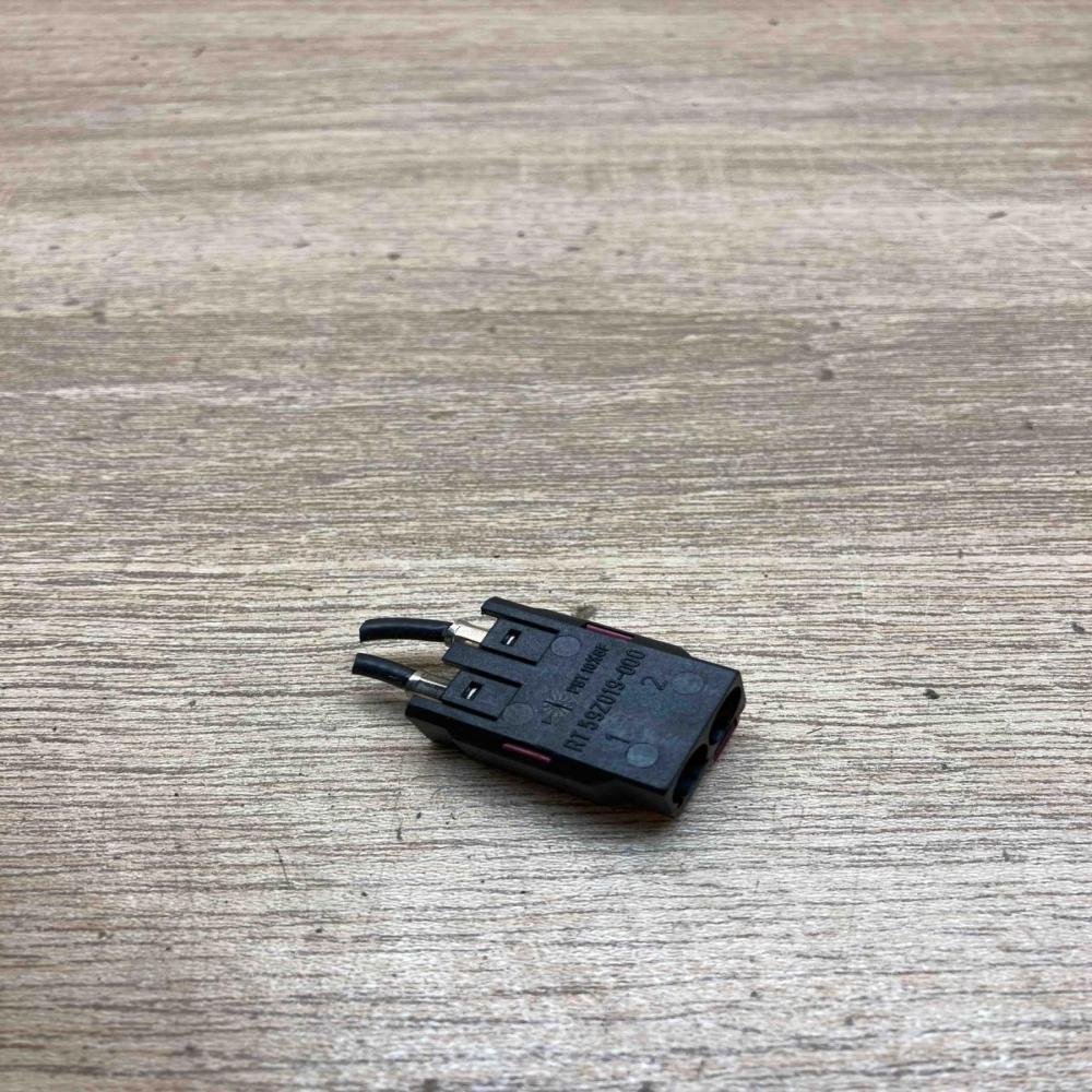 RT59Z019 000 59Z019 000  Plug wire Audi A6 S6 C6 4F