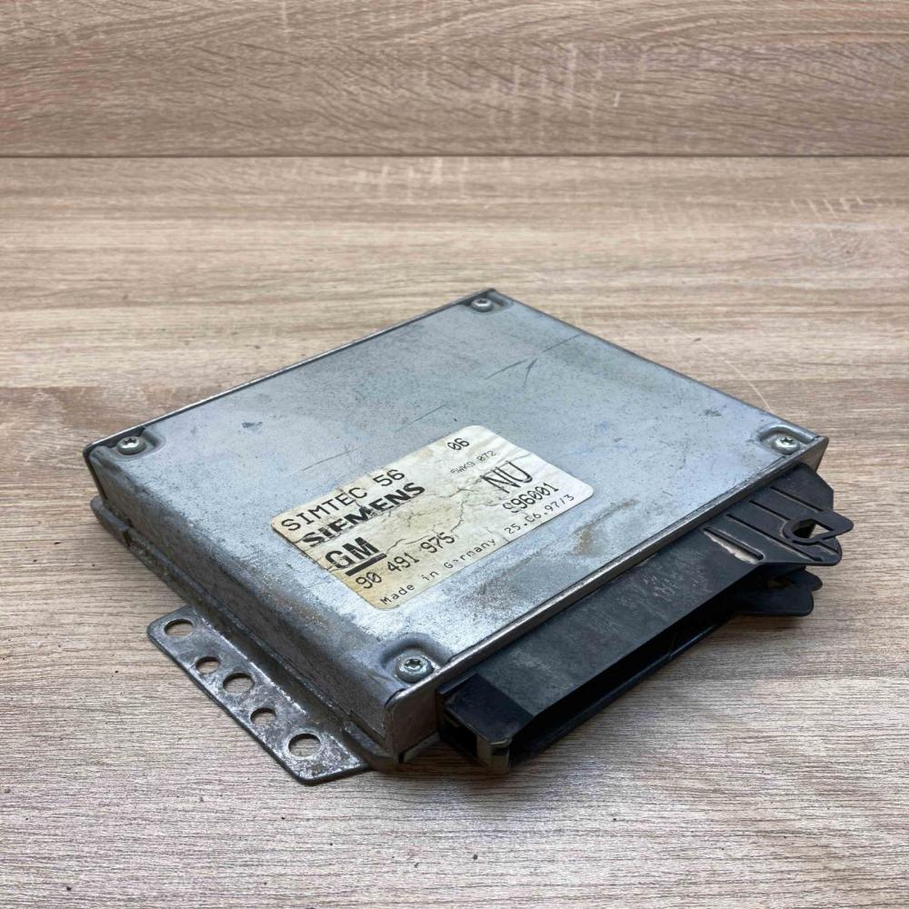 90491975   Engine control unit/module ECU Opel Omega B1