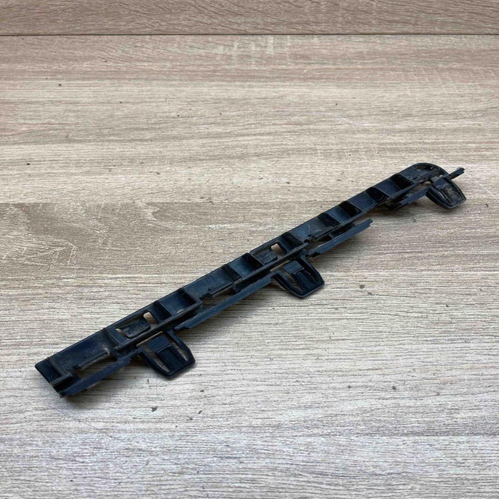 7184775  Front Left Side Sill supporting ledge BMW 5 F10 F11