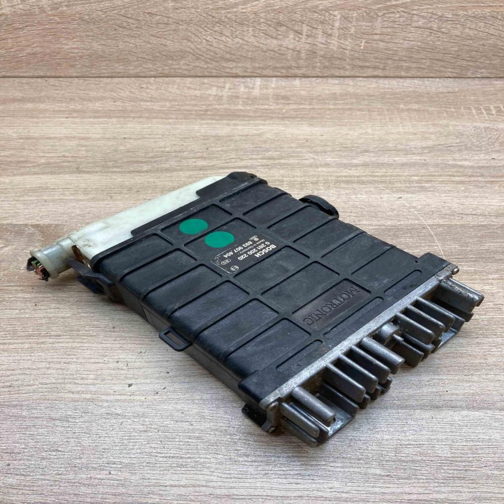 893907404 0261200220 Used Engine control unit/module ECU Audi 80 90 B3